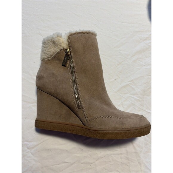 Unisa Wedge Tan Suede Ankle Winter Boots Women 8.5M Sherpa Lined Boho NEW - Picture 3 of 14